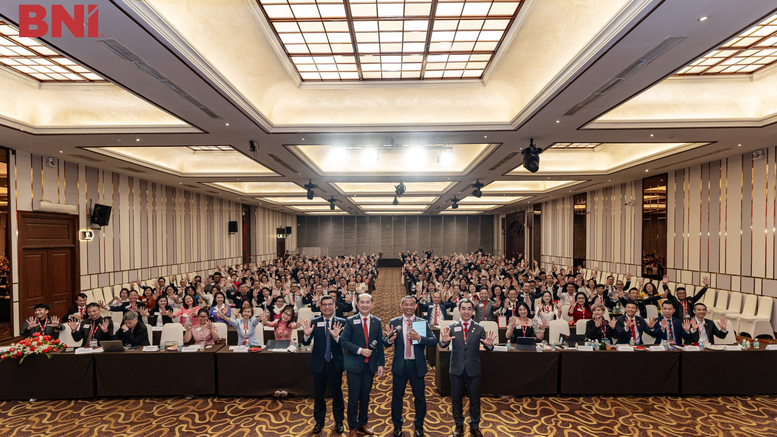 Sự kiện hội tụ gần 500 lãnh đạo xuất sắc nhất BNI Việt Nam